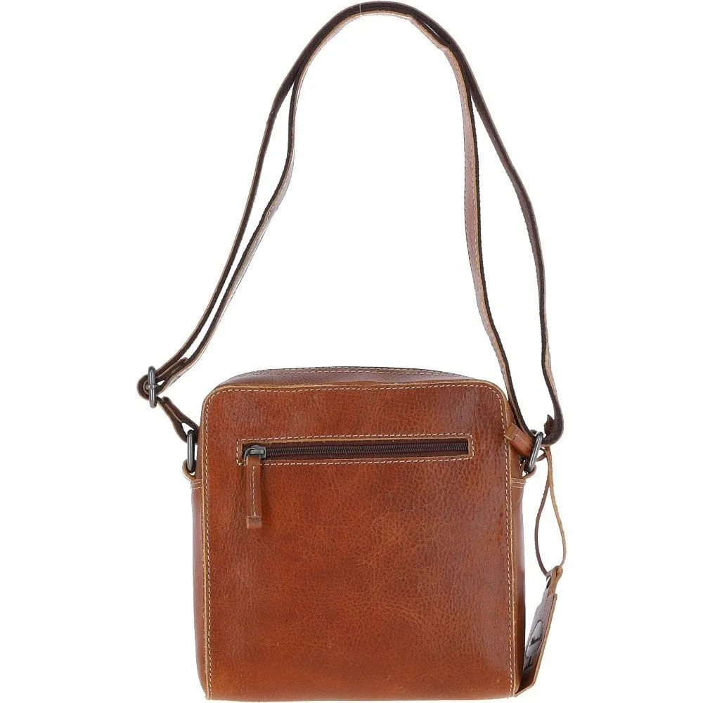 Ashwood Leather Travel Bag – Cognac: FE08-SM