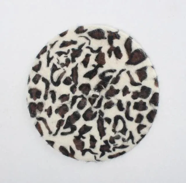 Beret Queen Leopard (White)