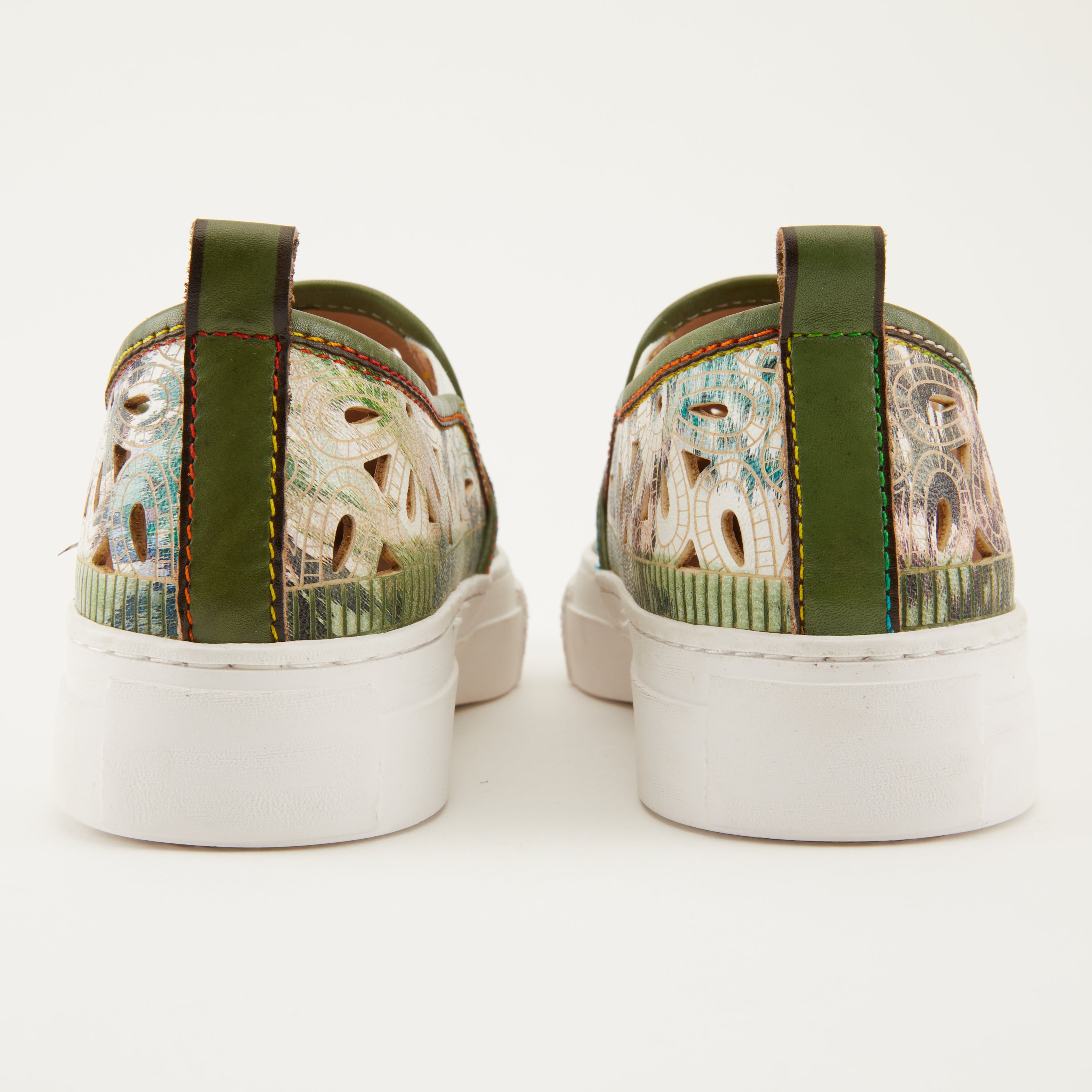 L'ARTISTE DENOFEDEN SLIP-ON SHOE