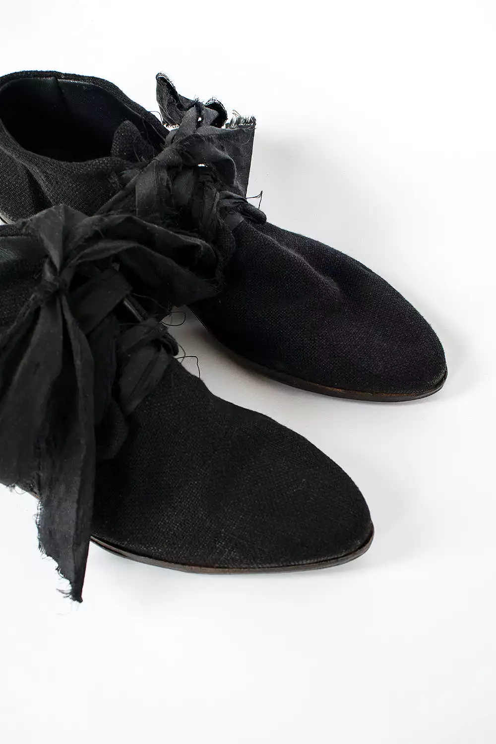 Linen Ore Shoes Black