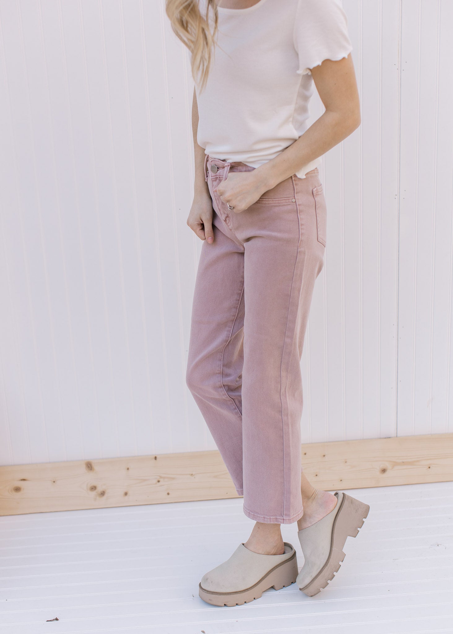 Mauve Mid Rise Cropped Jeans