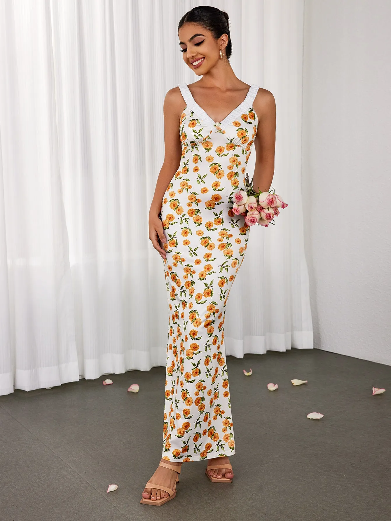 V-Neck Backless Floral Bodycon Dress