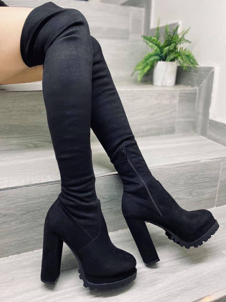 VIVIAN21W - BLACK SUEDE (WIDE WIDTH BOOTS)