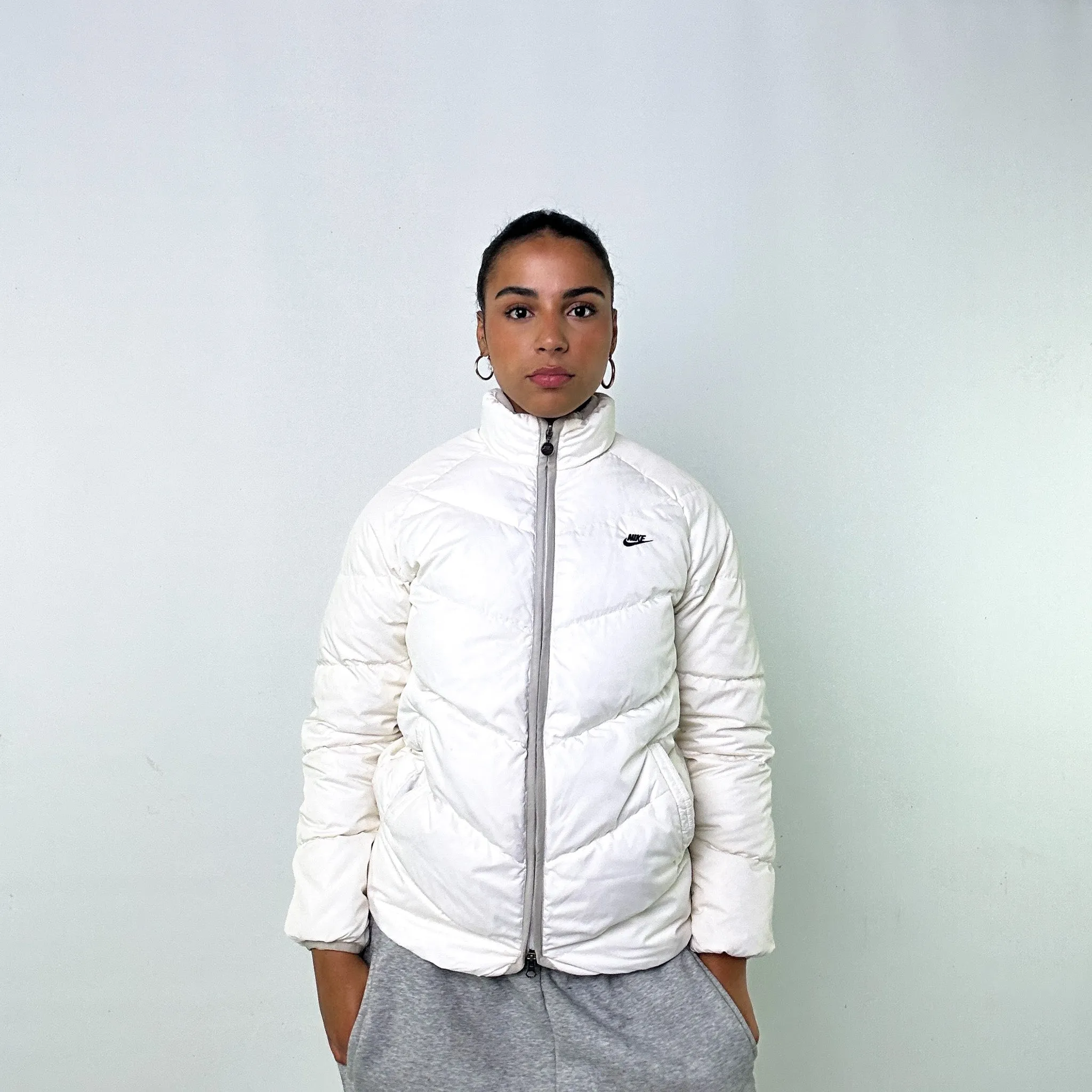 WHITE Y2KS NIKE PUFFER JACKET COAT (